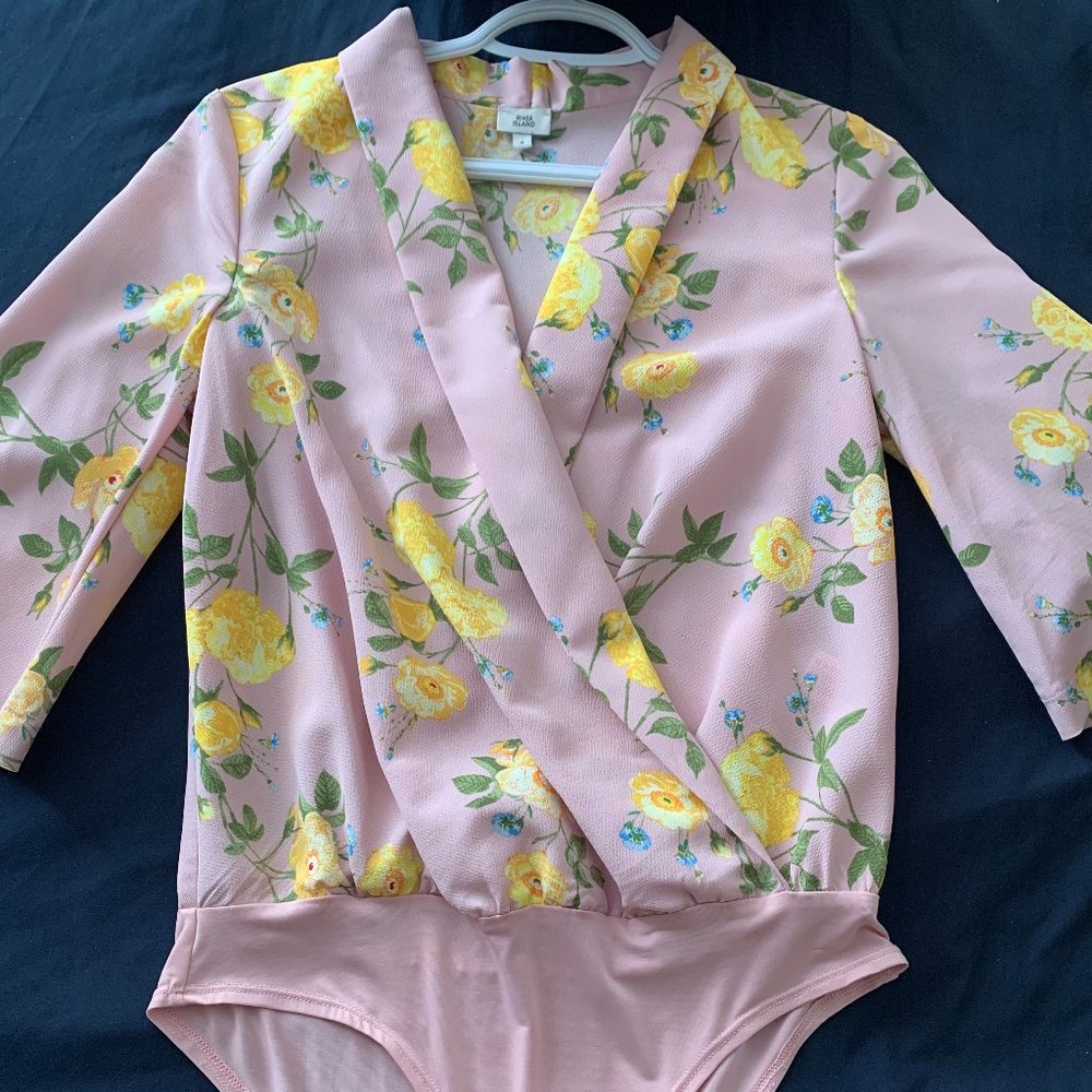 NWOT RIVER ISLAND bodysuit, Size Small